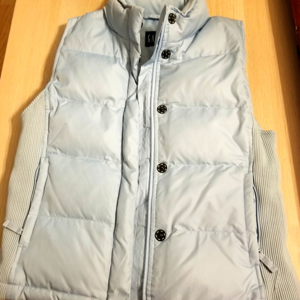 GAP Women's Fall or Winter Vests